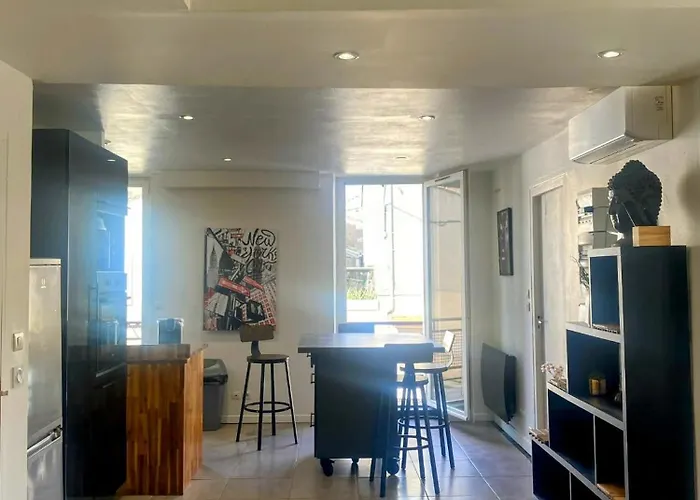 T2 Le Calypso Centre Апартаменты